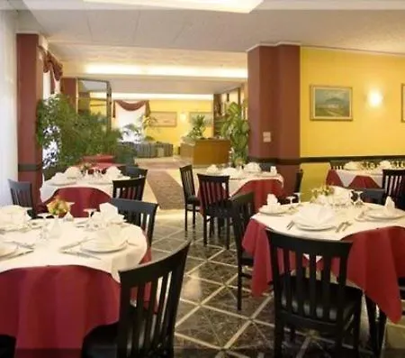 Hotell Florida 3*